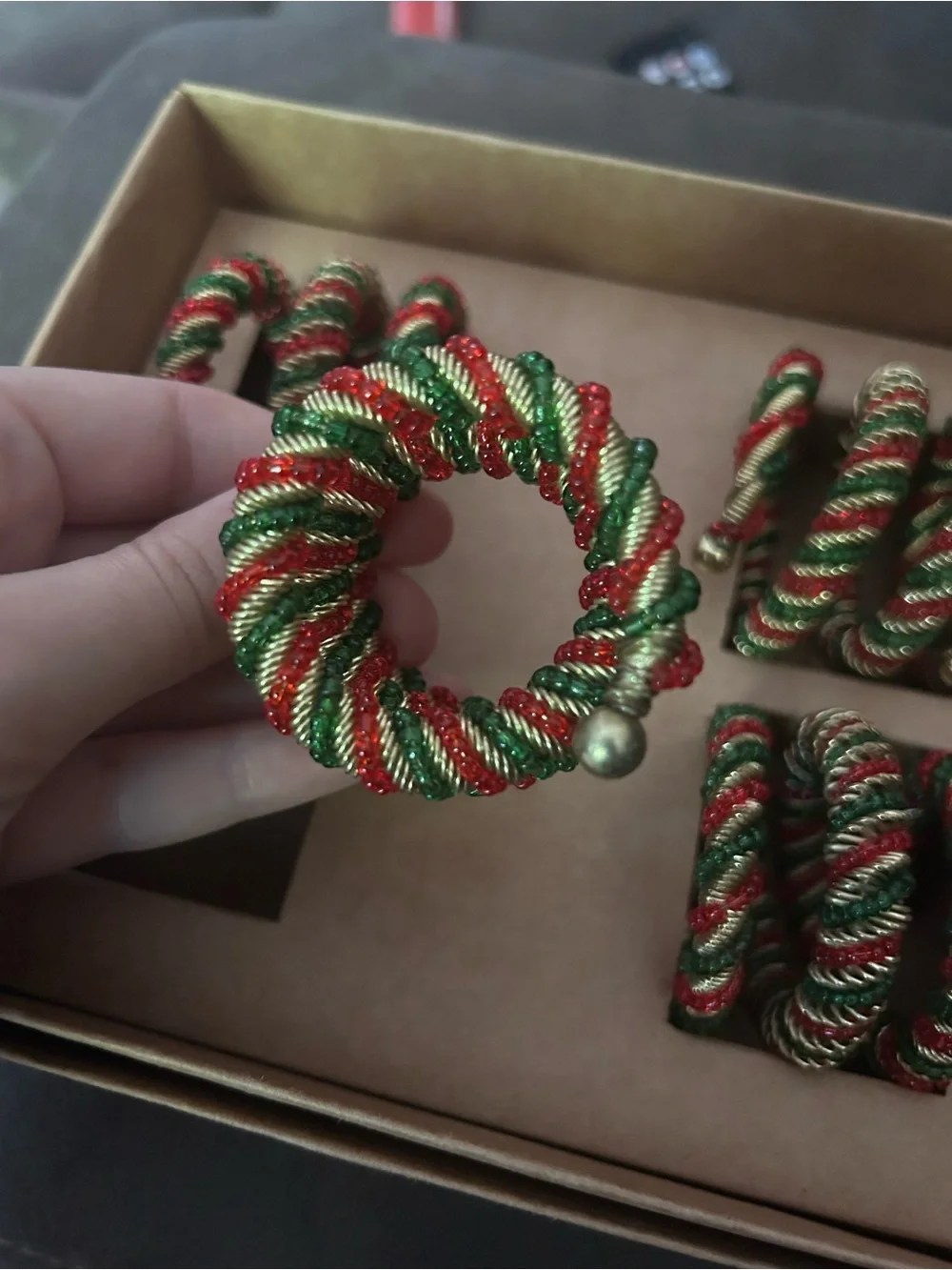 Red/Green Christmas Spiral Napkin Rings Beaded Set of 4 Brand New Made in India